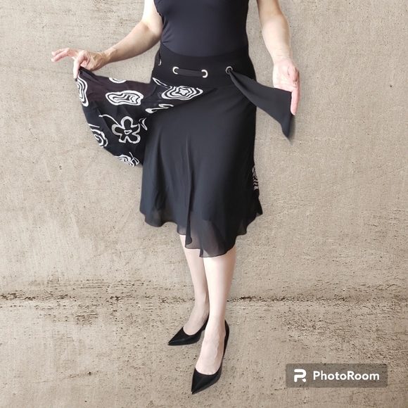 Unique summer chiffon skirt - Picture 2 of 5